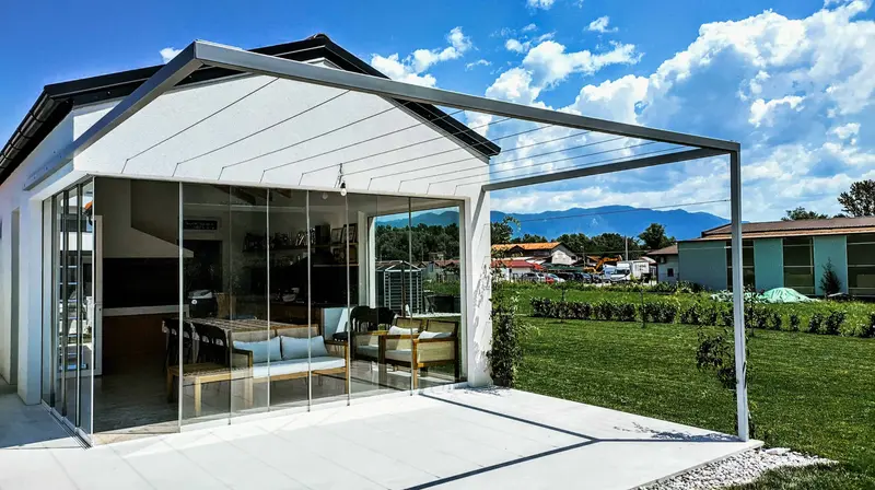 Jeklena pergola za vinsko trto